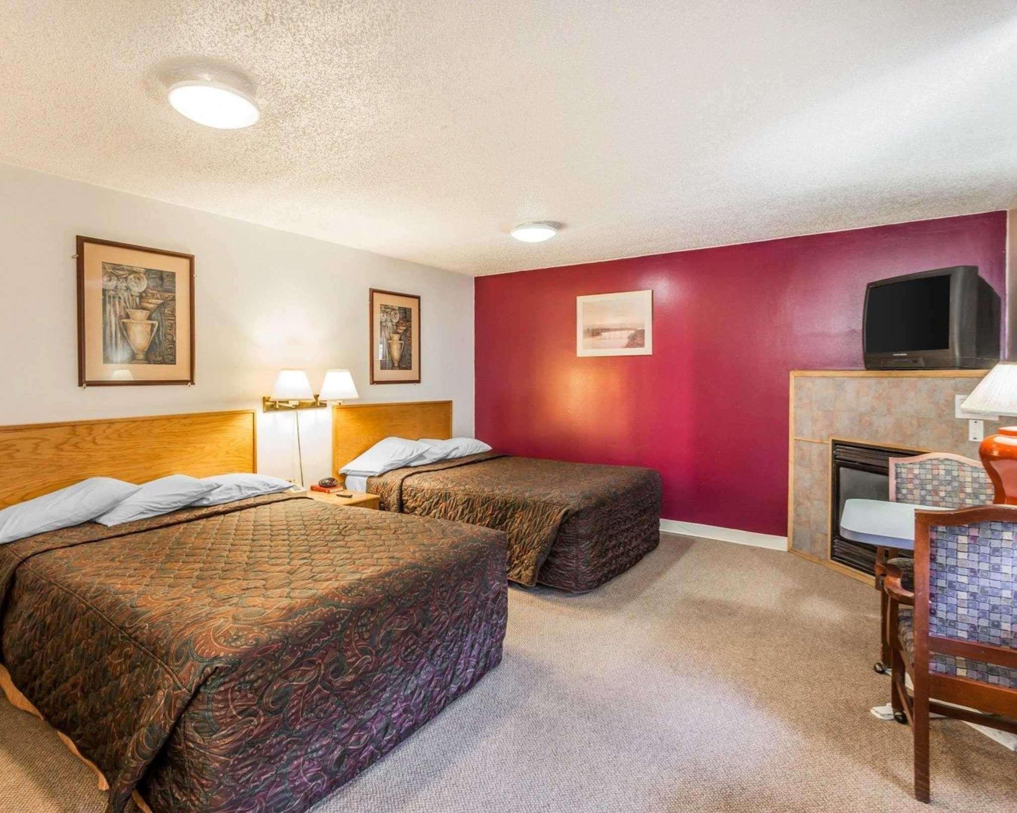 Rodeway Inn & Suites Omak - Okanogan Екстериор снимка