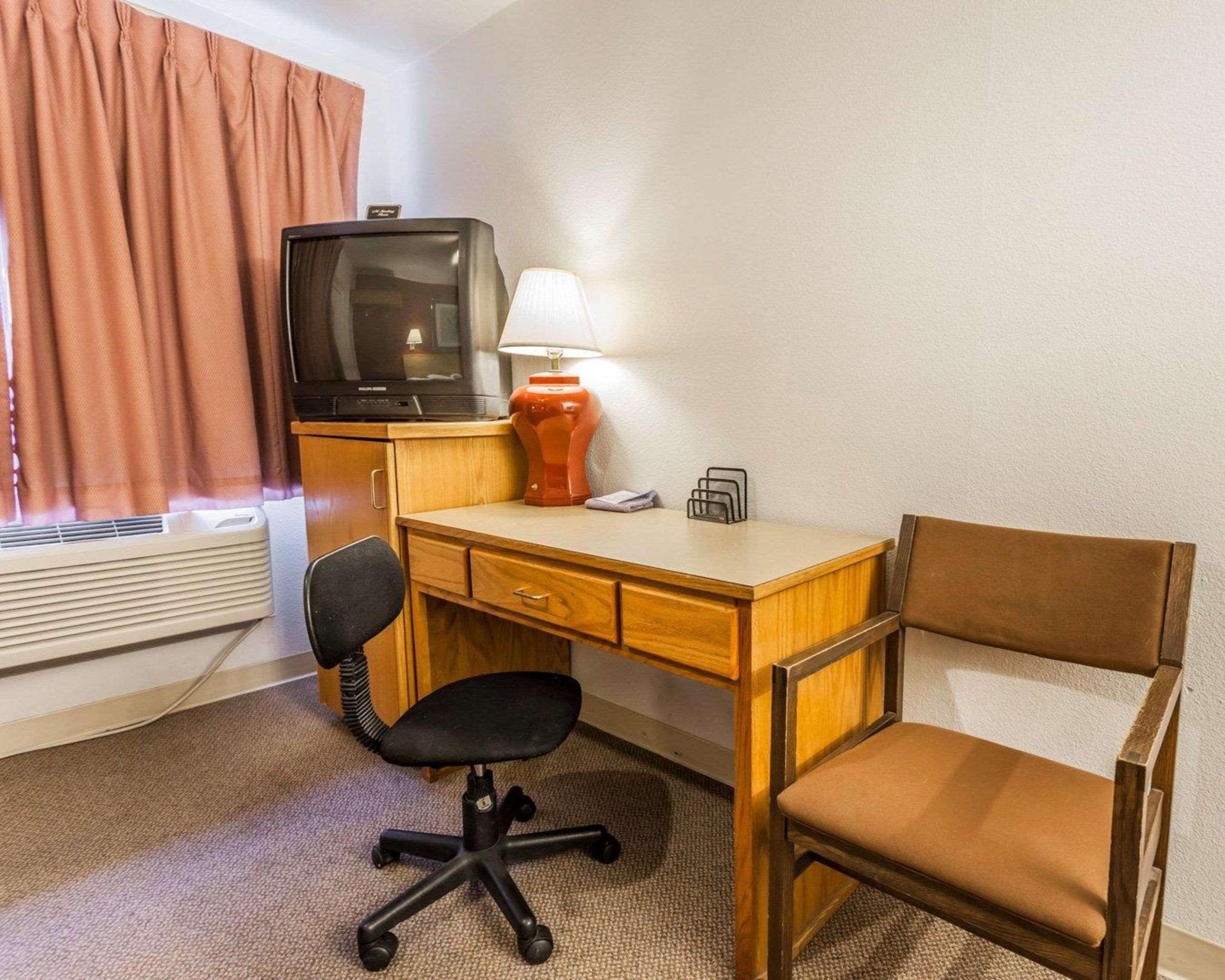 Rodeway Inn & Suites Omak - Okanogan Екстериор снимка
