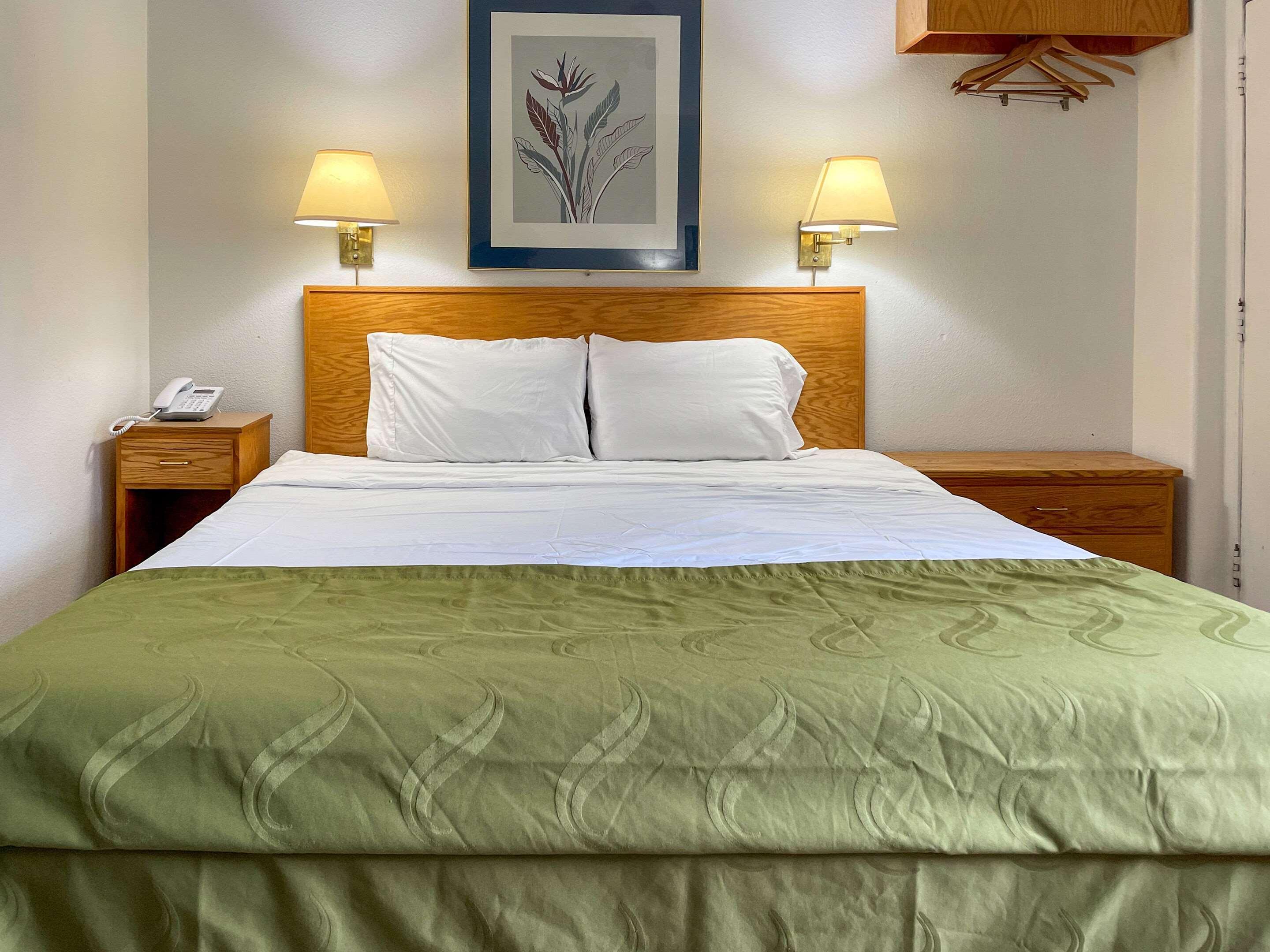 Rodeway Inn & Suites Omak - Okanogan Екстериор снимка