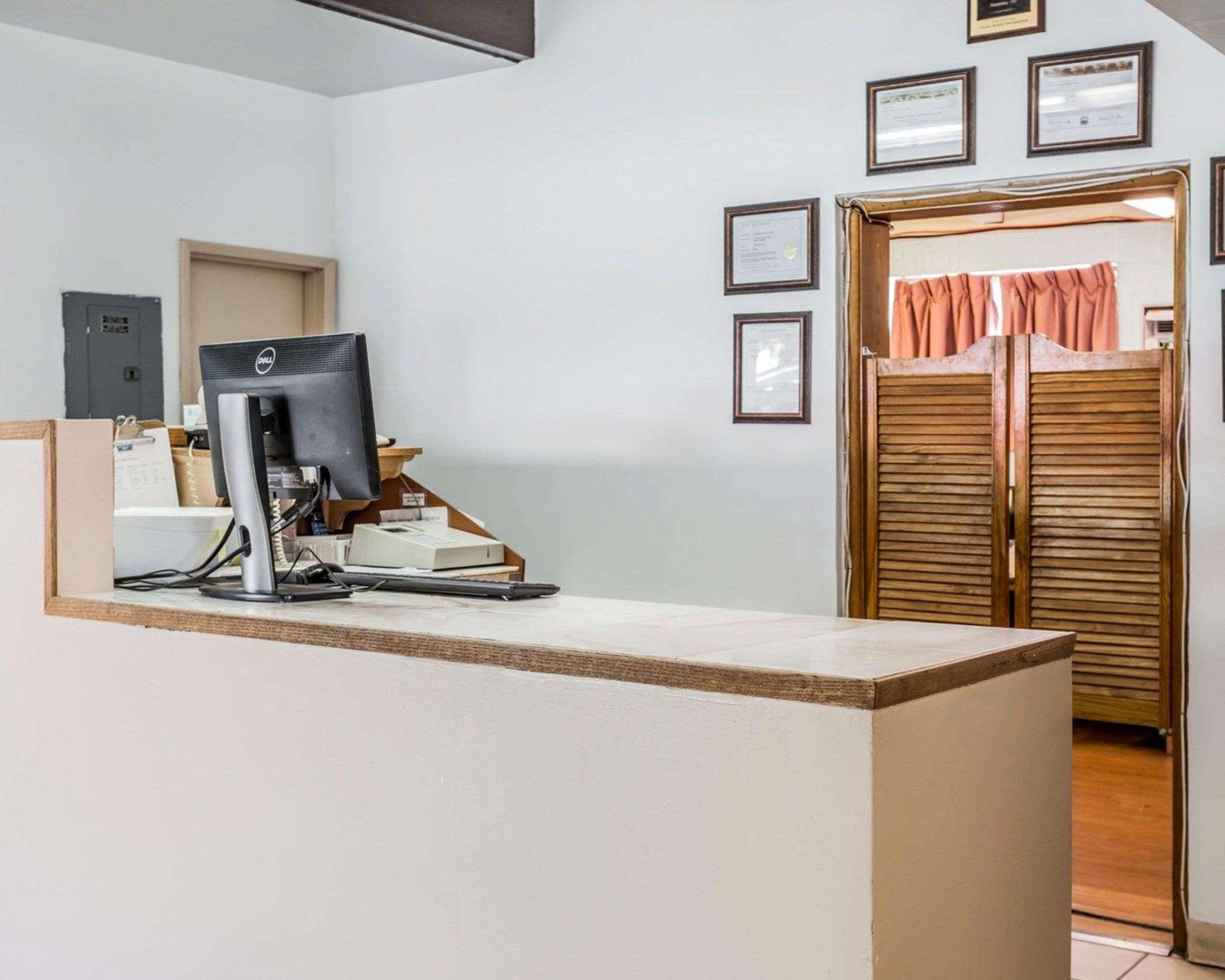 Rodeway Inn & Suites Omak - Okanogan Екстериор снимка