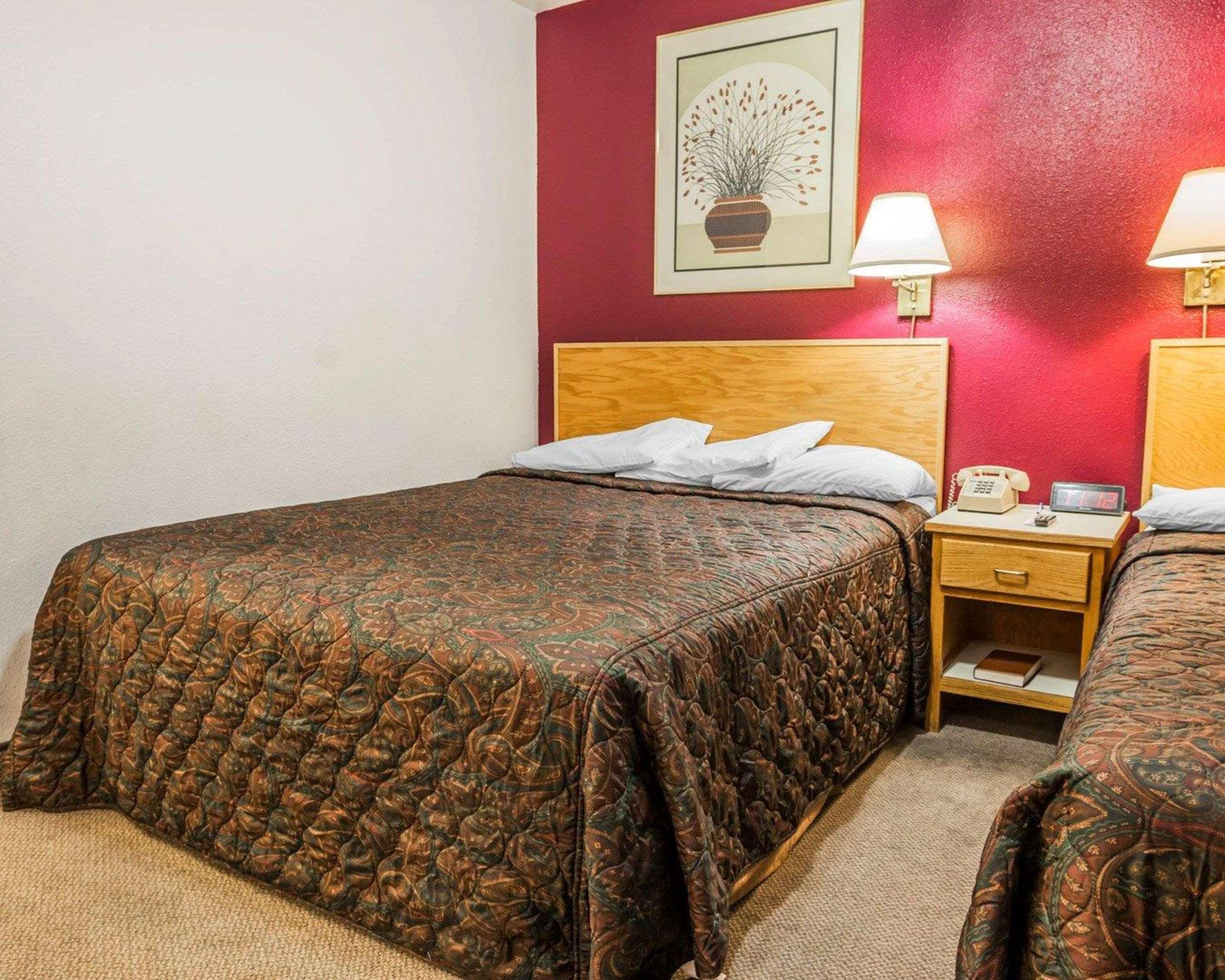 Rodeway Inn & Suites Omak - Okanogan Екстериор снимка