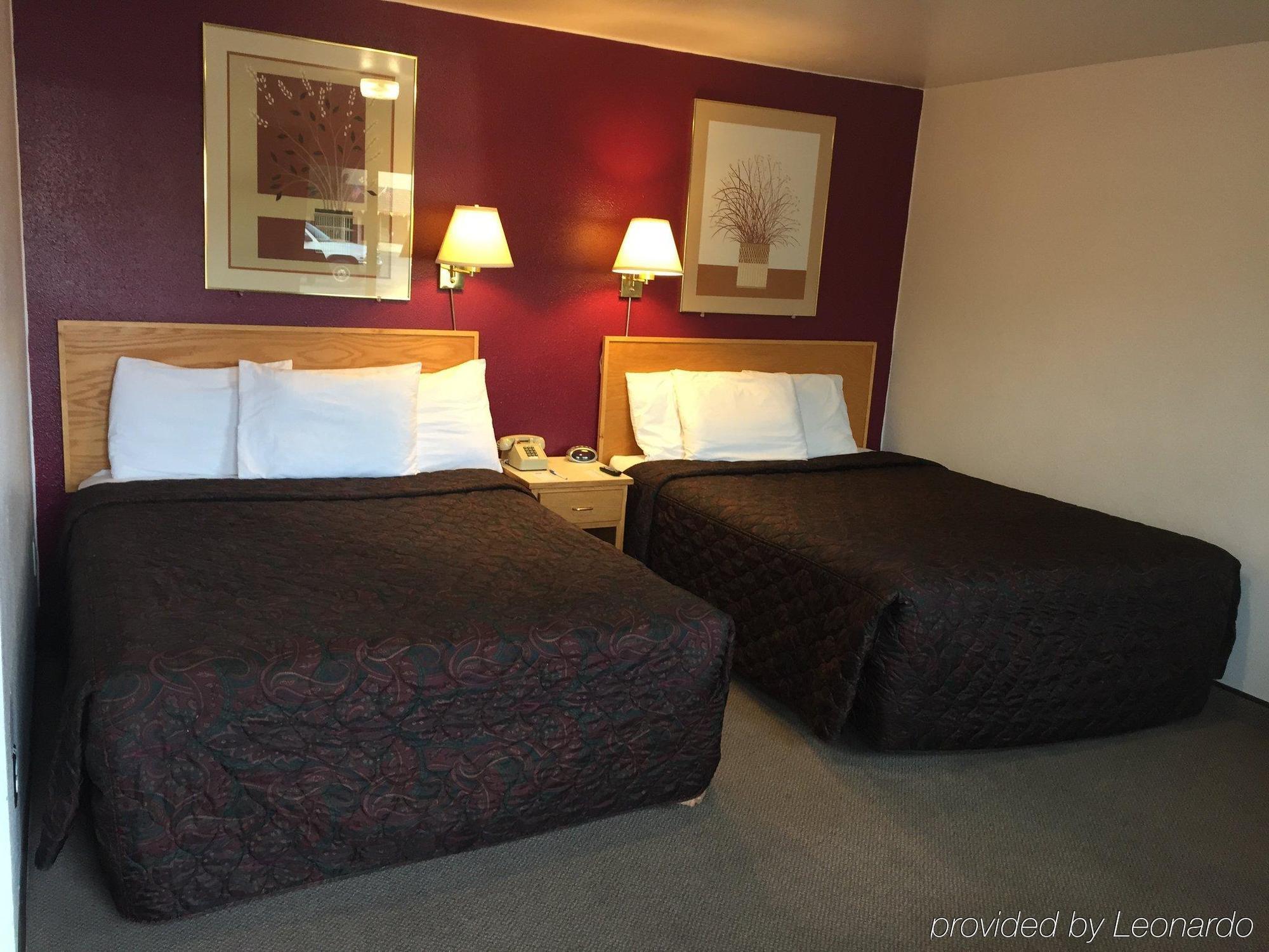 Rodeway Inn & Suites Omak - Okanogan Екстериор снимка
