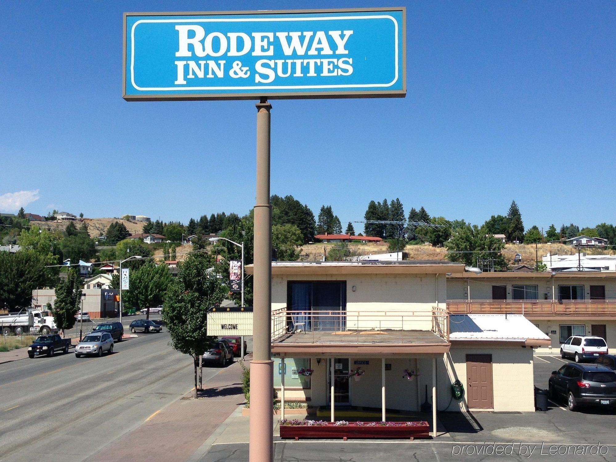 Rodeway Inn & Suites Omak - Okanogan Екстериор снимка